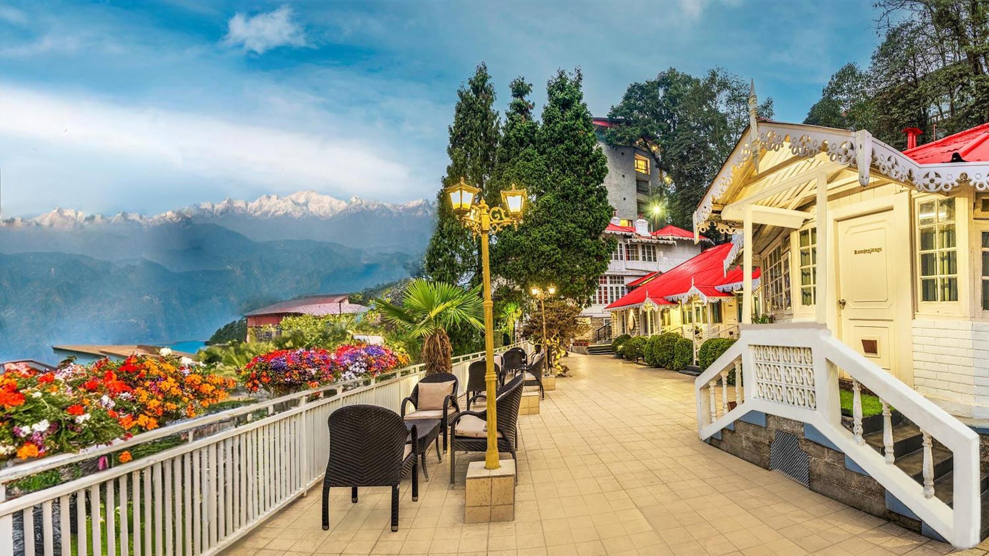 Summit Swiss Heritage Resort & Spa Дарджилінг Екстер'єр фото